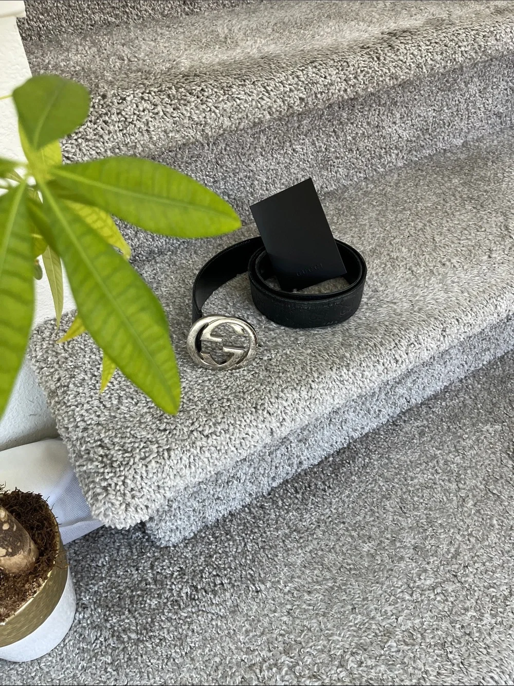 Gucci Black Leather Men's Belt with Silver Double G Logo Buckle